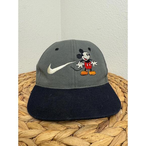 Nike Mickey Mouse Hat Mens Gray Black Baseball Cap Wool Disney Embroidery VTG